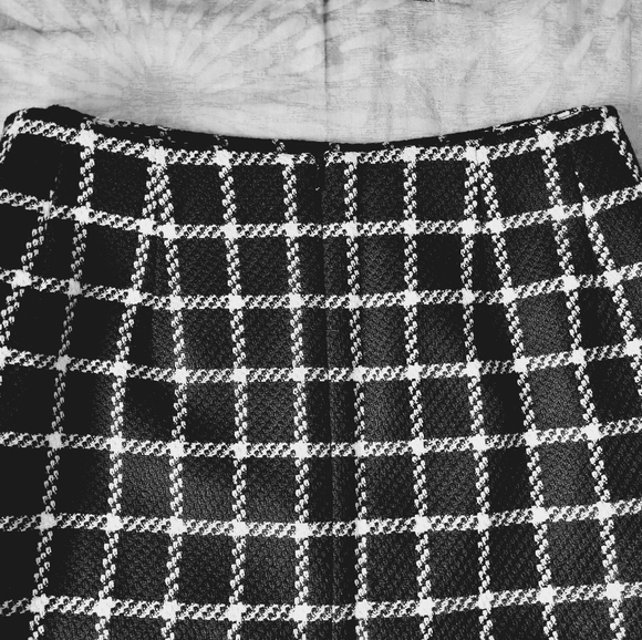 Talbots wool, petites skirt size 12 - Picture 9 of 14